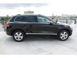 2013 Volkswagen Touareg TDI Lux 4XMotion Exterior