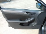 2013 Volkswagen Jetta SEL Sedan Door Panel