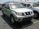 Radiant Silver Nissan Frontier in 2009