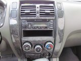 2006 Hyundai Tucson GL Controls