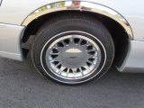 2002 Lincoln Town Car Cartier Wheel