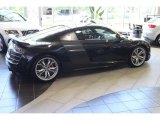 Phantom Black Pearl Effect Audi R8 in 2012