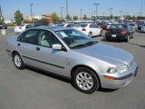 2001 Volvo S40 1.9T