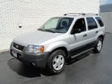 2003 Ford Escape XLT V6 4WD Front 3/4 View