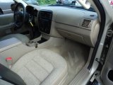 2005 Ford Explorer XLS 4x4 Dashboard