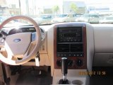 2004 Ford Explorer XLT 4x4 Dashboard