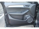 2012 Audi Q5 3.2 FSI quattro Door Panel