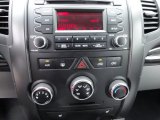 2012 Kia Sorento LX V6 Controls