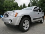 2006 Bright Silver Metallic Jeep Grand Cherokee Laredo #70352905