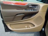 2013 Chrysler Town & Country Touring - L Door Panel