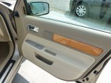 2007 Lincoln MKZ AWD Sedan Door Panel