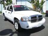 2006 Bright White Dodge Dakota SLT Quad Cab #7024136