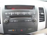 2009 Mitsubishi Outlander SE 4WD Audio System