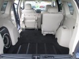 2009 Mitsubishi Outlander SE 4WD Trunk