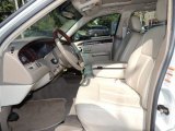 2005 Lincoln Town Car Signature Limited Front Seat