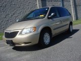 Champagne Pearl Chrysler Voyager in 2001
