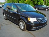 2013 Chrysler Town & Country Touring - L