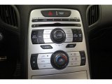 2010 Hyundai Genesis Coupe 3.8 Coupe Controls