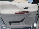 2013 Toyota Sienna XLE Door Panel