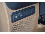 2011 Jeep Wrangler Unlimited Rubicon 4x4 Controls