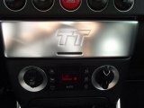 2004 Audi TT 3.2 quattro Coupe Controls