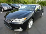 Obsidian Black Lexus ES in 2013