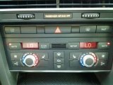 2007 Audi S6 5.2 quattro Sedan Controls