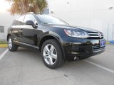 2013 Volkswagen Touareg TDI Lux 4XMotion Data, Info and Specs