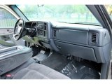 2002 Chevrolet Silverado 2500 LS Extended Cab 4x4 Dashboard