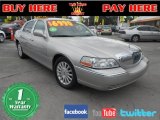 2004 Lincoln Town Car Signature