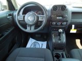 2013 Jeep Patriot Sport Dashboard