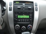2007 Hyundai Tucson SE 4WD Controls