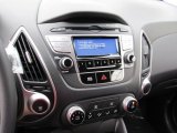 2013 Hyundai Tucson GL Controls