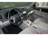2013 Toyota Highlander Hybrid 4WD Ash Interior
