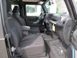 2013 Jeep Wrangler Sahara 4x4 Front Seat