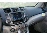 2013 Toyota Highlander SE 4WD Dashboard