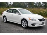 2013 Nissan Altima 3.5 S Front 3/4 View