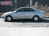 2005 Mineral Green Opalescent Toyota Camry LE #7150943