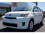 2009 Scion xD Super White