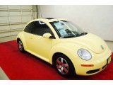 2006 Sunflower Yellow Volkswagen New Beetle TDI Coupe #71744818
