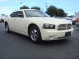 2008 Cool Vanilla Clear Coat Dodge Charger SE #71819575