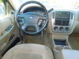 2005 Ford Explorer XLT 4x4 Dashboard