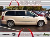 2013 Chrysler Town & Country Touring - L