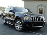 2008 Jeep Grand Cherokee Overland 4x4 Front 3/4 View