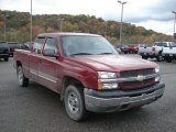 2004 Chevrolet Silverado 1500 Extended Cab 4x4 Front 3/4 View