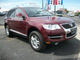 2009 Cranberry Red Metallic Volkswagen Touareg 2 VR6 #72039967