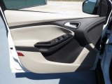 2013 Ford Focus Electric Hatchback Door Panel