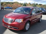 2013 Chrysler Town & Country Limited Front 3/4 View