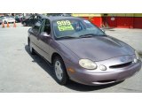 1996 Ford Taurus GL Front 3/4 View