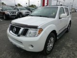 2009 Nissan Pathfinder LE 4x4 Data, Info and Specs